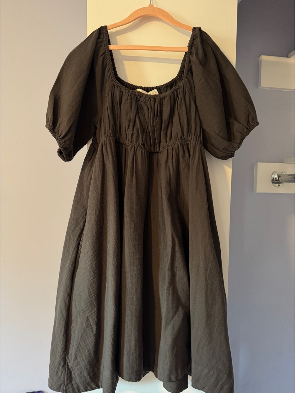 Dark Charcoal Puff Sleeve Midi Dress